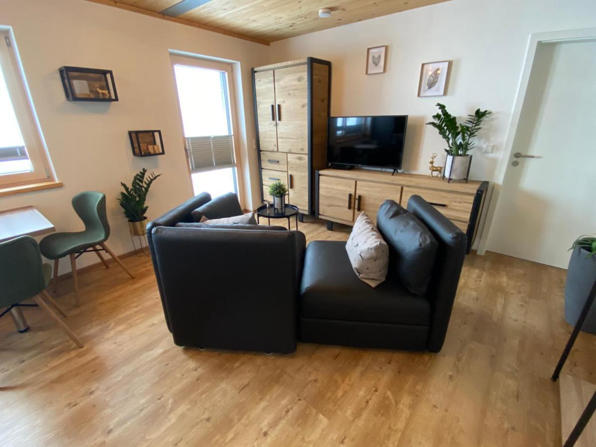 אוי-מיטלברג Ferienwohnung Mit Eigenem Garten Und Bergblick מראה חיצוני תמונה